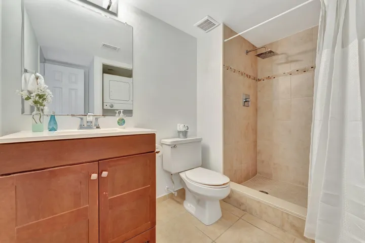 2nd bathroom.