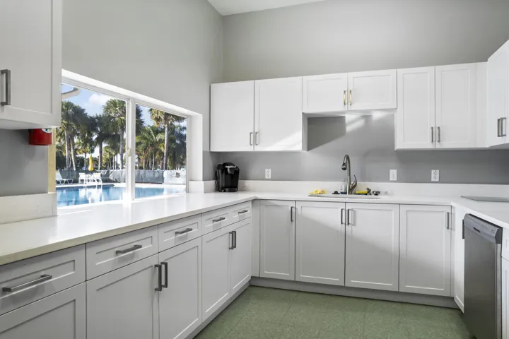 CLUBHOUSE KITCHEN
