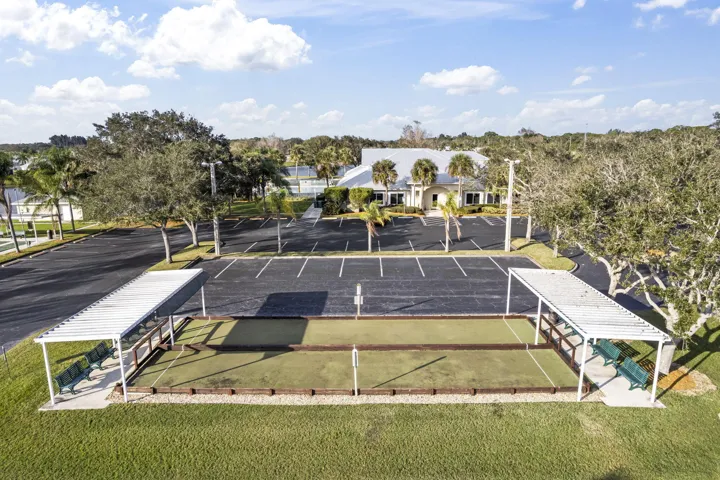 BOCCE BALL