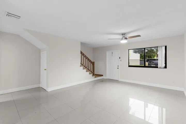 R6II8562