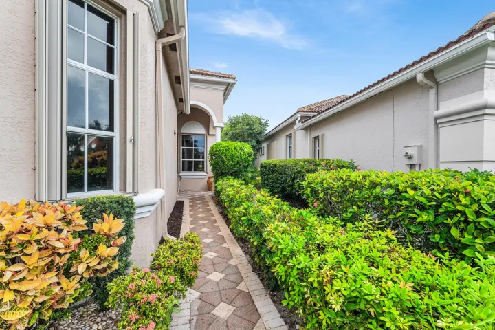004-6947FairwayLakesDrive-BoyntonBeach-F