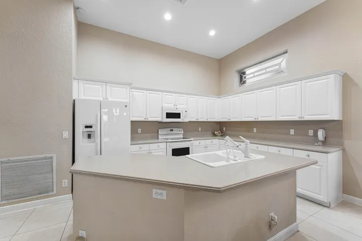 016-6947FairwayLakesDrive-BoyntonBeach-F