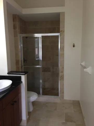 Master Bath (2)
