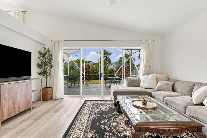 OPEN TO PATIO
