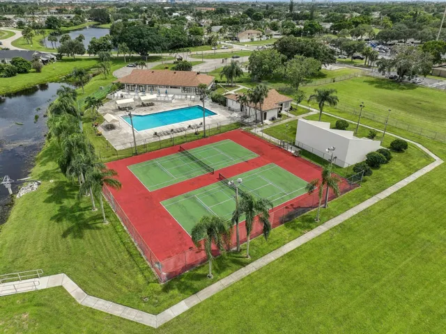COMMUNITY PICKLEBALL/TENNIS