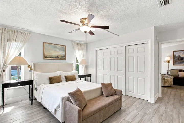 14-web-or-mls-3130-n-72nd-terrace