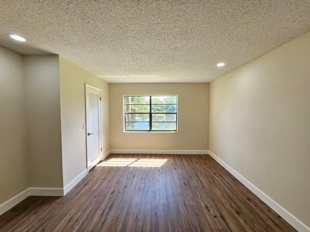 Bedroom 1 (3)