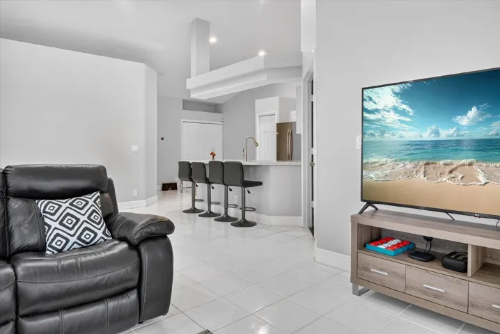 1-12584-Tiboli-Chase-Ct-Boca-Raton-FL-33