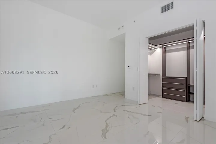 480 Ne 31st St 3201, Miami, Florida 33137