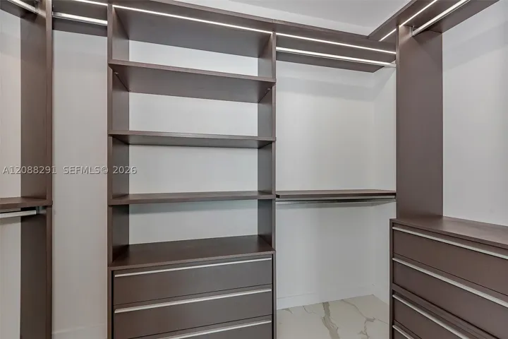 480 Ne 31st St 3201, Miami, Florida 33137