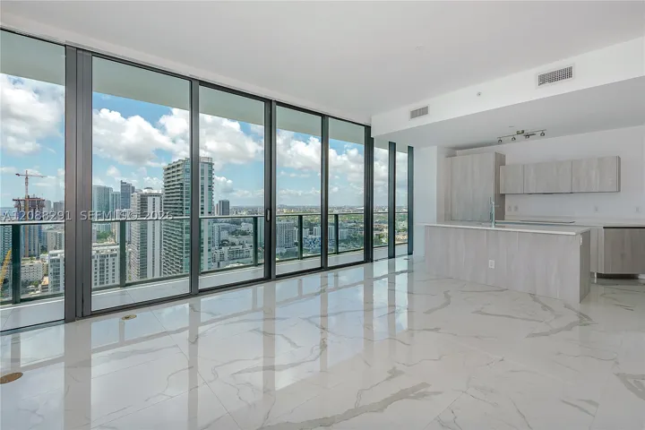 480 Ne 31st St 3201, Miami, Florida 33137