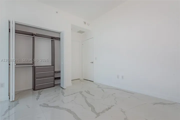 480 Ne 31st St 3201, Miami, Florida 33137