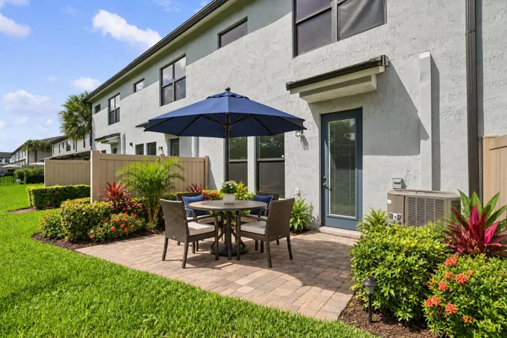 4488 backyard staged