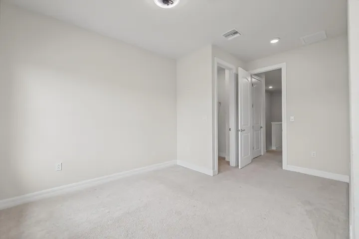 4488 E Appleton Cir -27