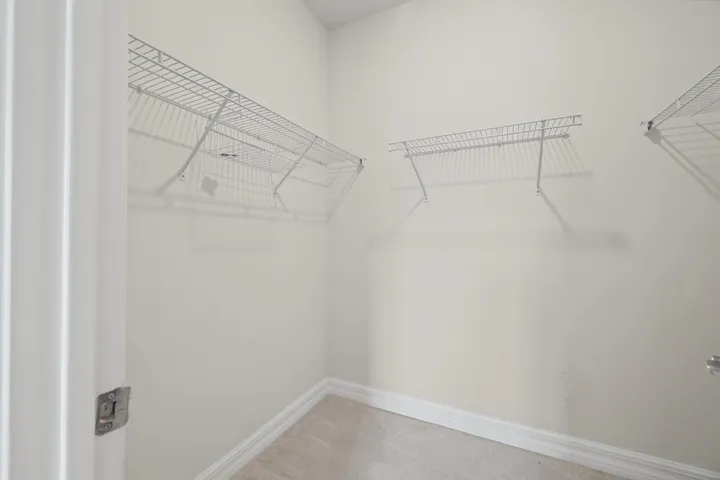 4488 E Appleton Cir -30