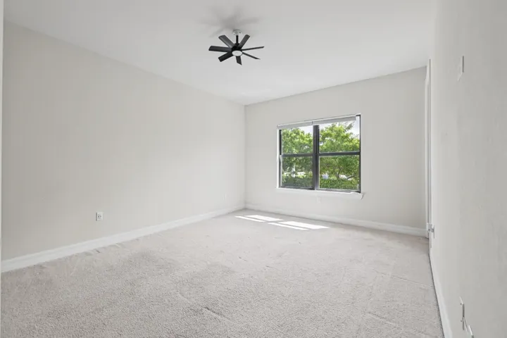 4488 E Appleton Cir -20