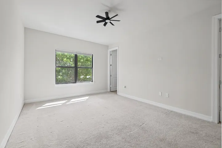 4488 E Appleton Cir -19
