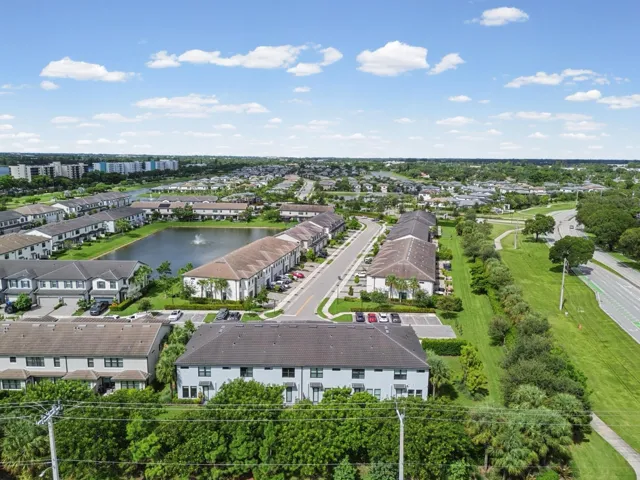 4488 E Appleton Cir -53