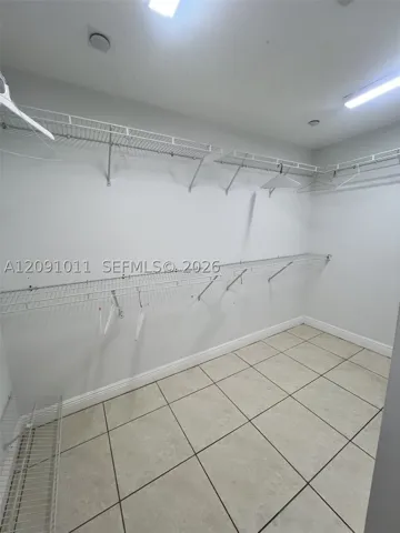 Walk-In Closets
