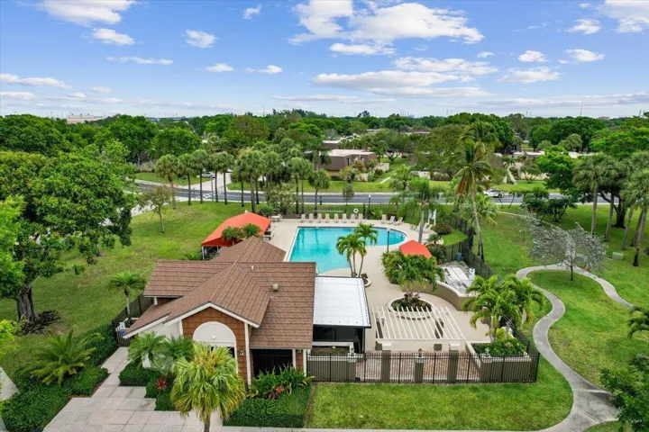 Community Area 3 Pool Aerial