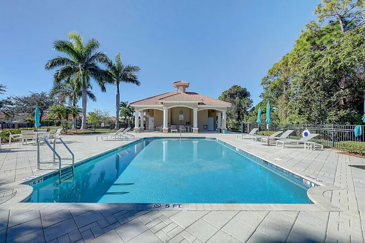 Back Pool 3