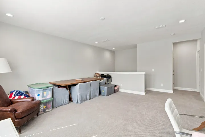032 - family room 2