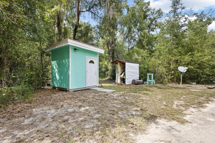 Laundry Shed