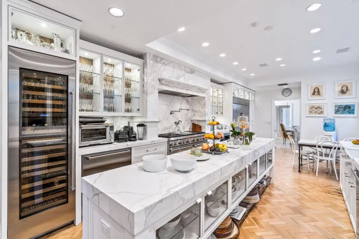 11-Kitchen