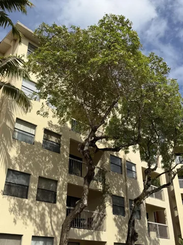 8343 Building 4