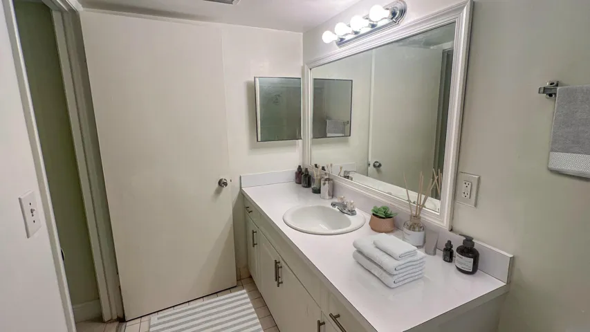 8343 Stage Bathroom