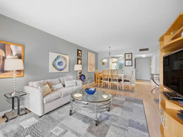 Living Dining