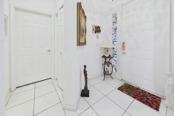 CAM06286G6-PR0040-STILL007