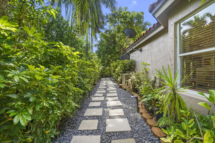 3848 Miramontes Cir 039