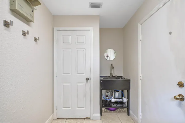3848 Miramontes Cir 034