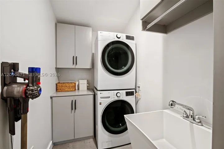 9970 Sw 132nd St, Miami, Florida 33176