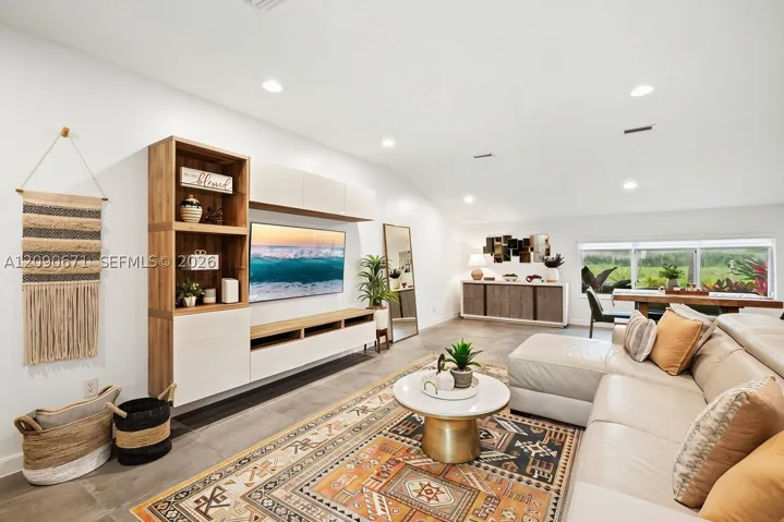 9970 Sw 132nd St, Miami, Florida 33176