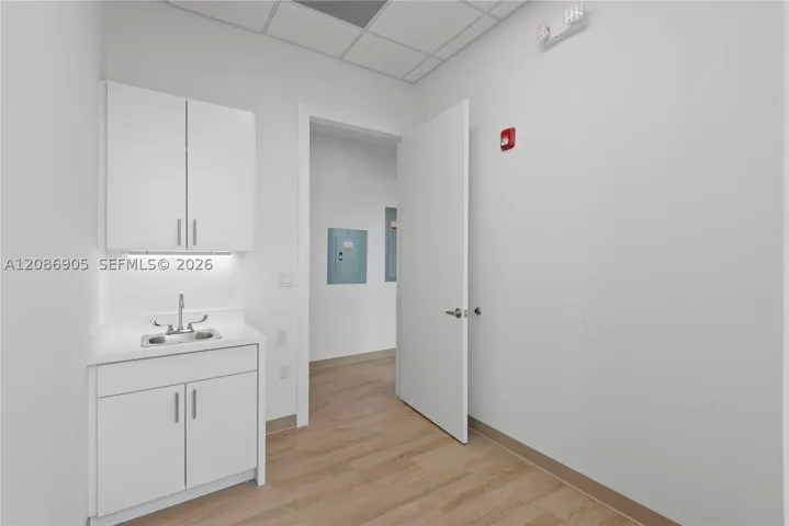 TREATMENT ROOM #1