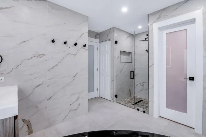 Walk-in Shower
