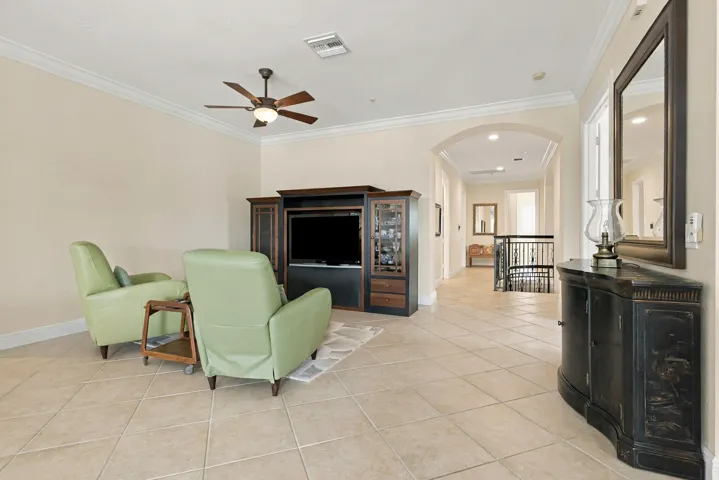 24_living room