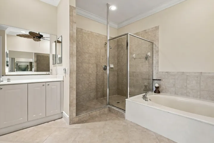 40_bathroom