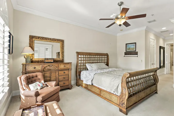36_bedroom