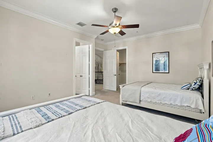 11_bedroom