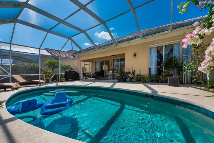 8159 Nevis Pl-38