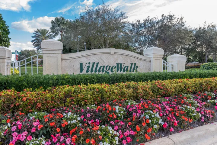VillageWalk 00