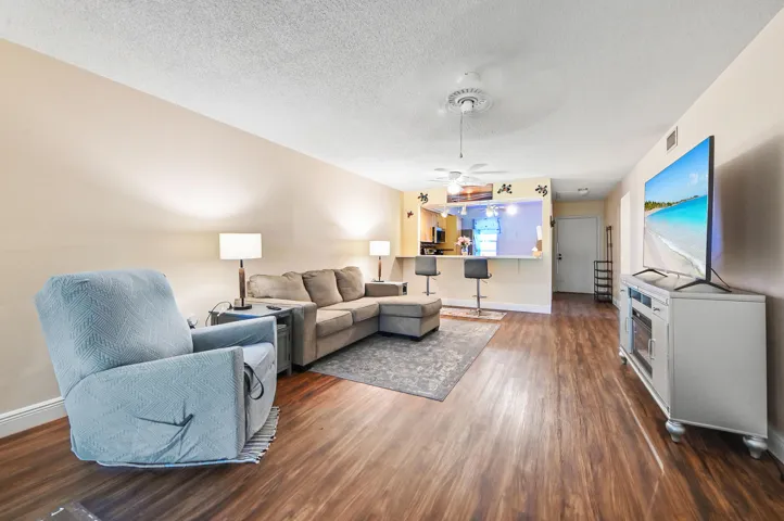 10 Living room 03