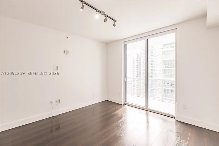1111 Sw 1st Ave 3216, Miami, Florida 33130