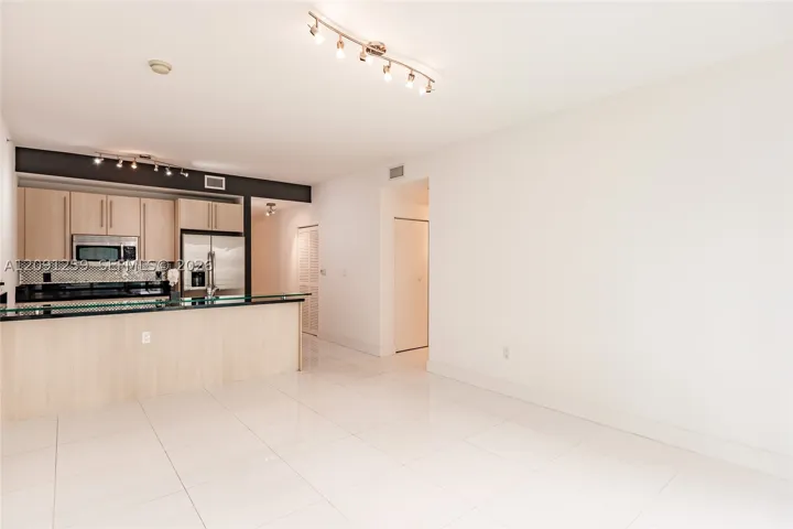 1111 Sw 1st Ave 3216, Miami, Florida 33130