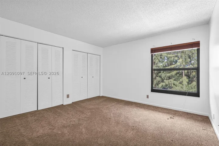 430 Commodore Dr 304, Plantation, Florida 33325