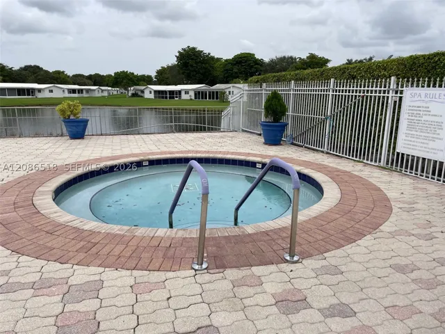 SATELLITE HOT TUB