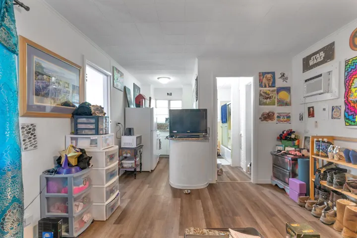 24-web-or-mls-713 - 024
